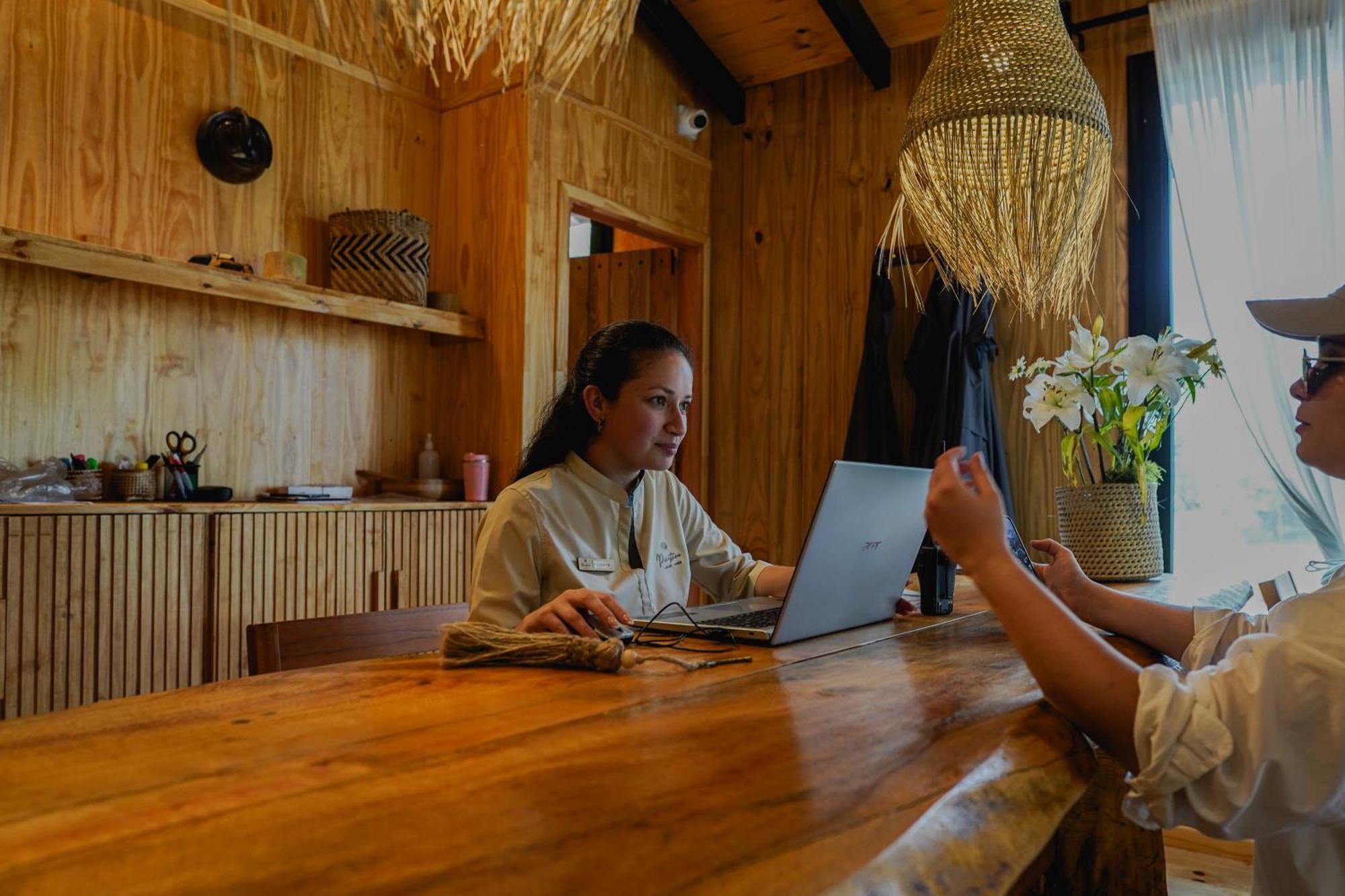 Reserva Natural Iguazu - Pristine Luxury Camp Puerto Libertad Luaran gambar